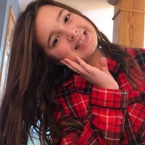 Meet your Posher, Olivia